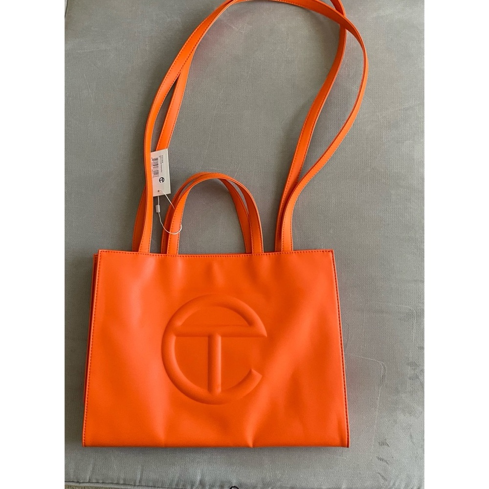 TELFAR MEDIUM ORANGE SHOPPER LIKE NEW WITH TAGS